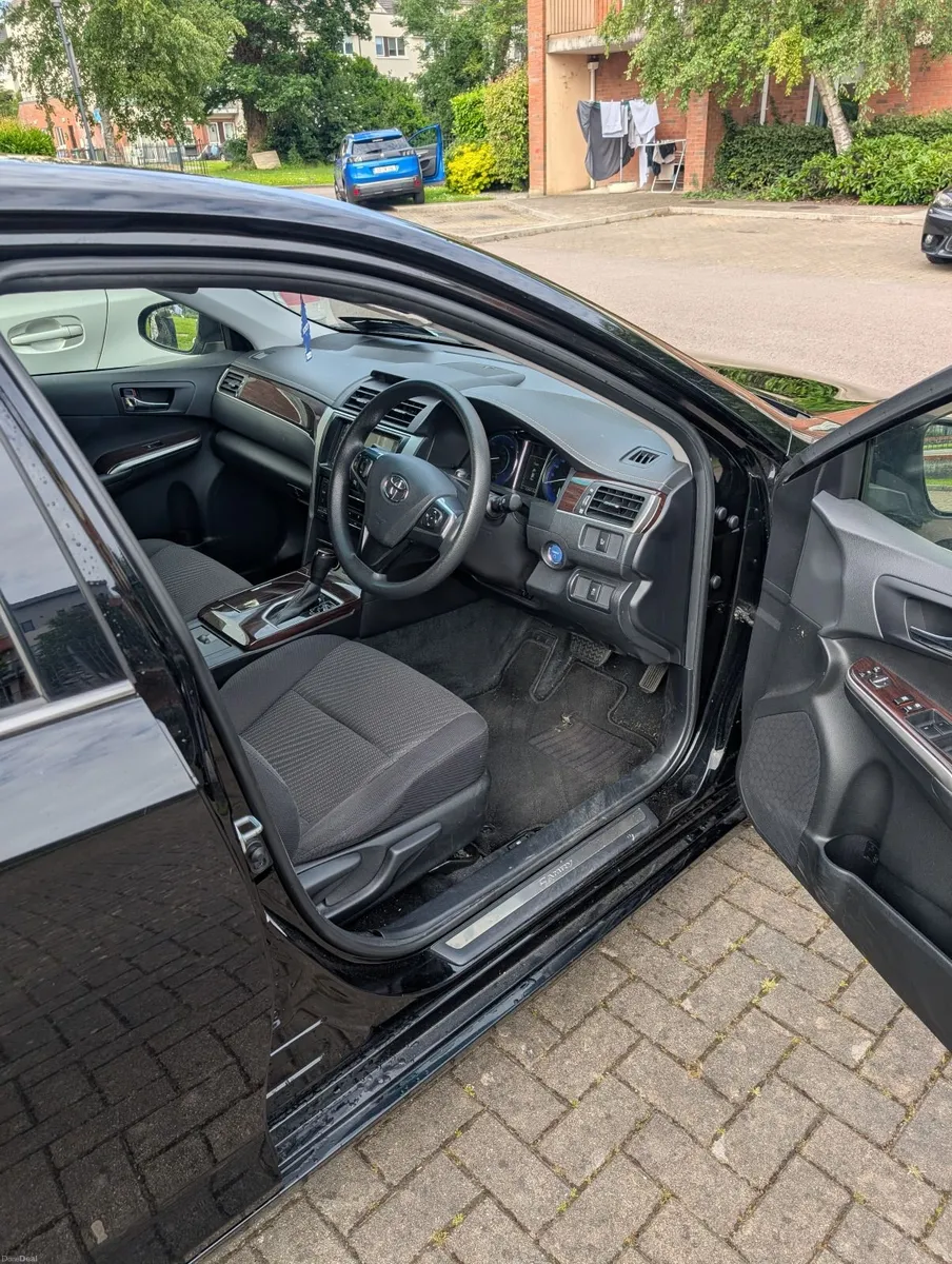 Toyota Camry 2017 - Image 5