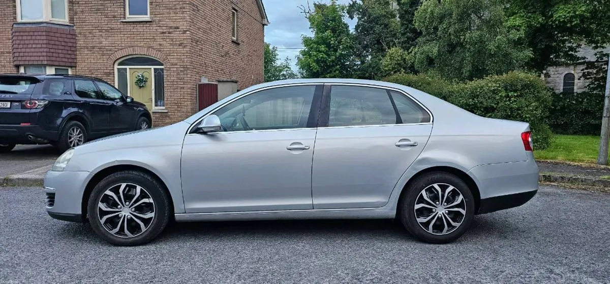 2008 Volkswagen Jetta 1.6 Petrol – NCT & Taxed - Image 6