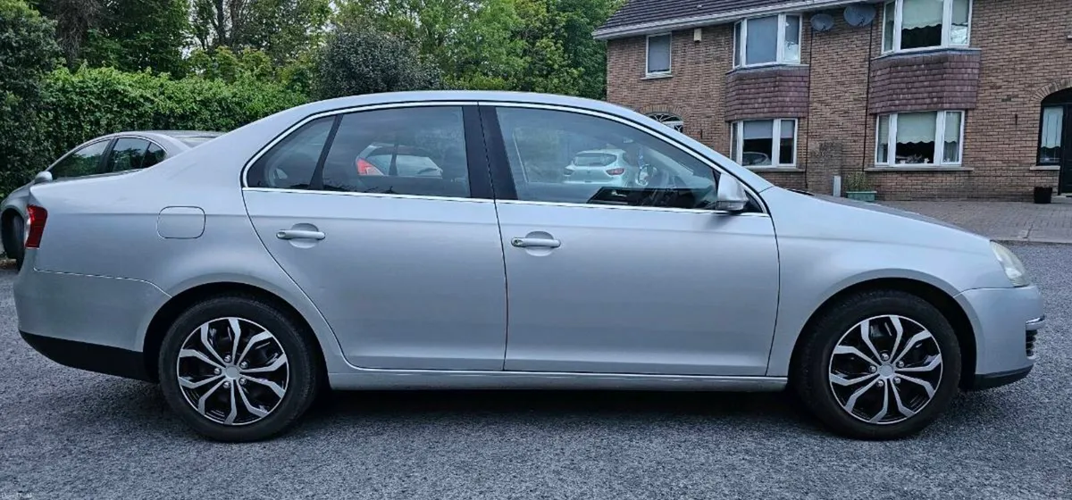 2008 Volkswagen Jetta 1.6 Petrol – NCT & Taxed - Image 2