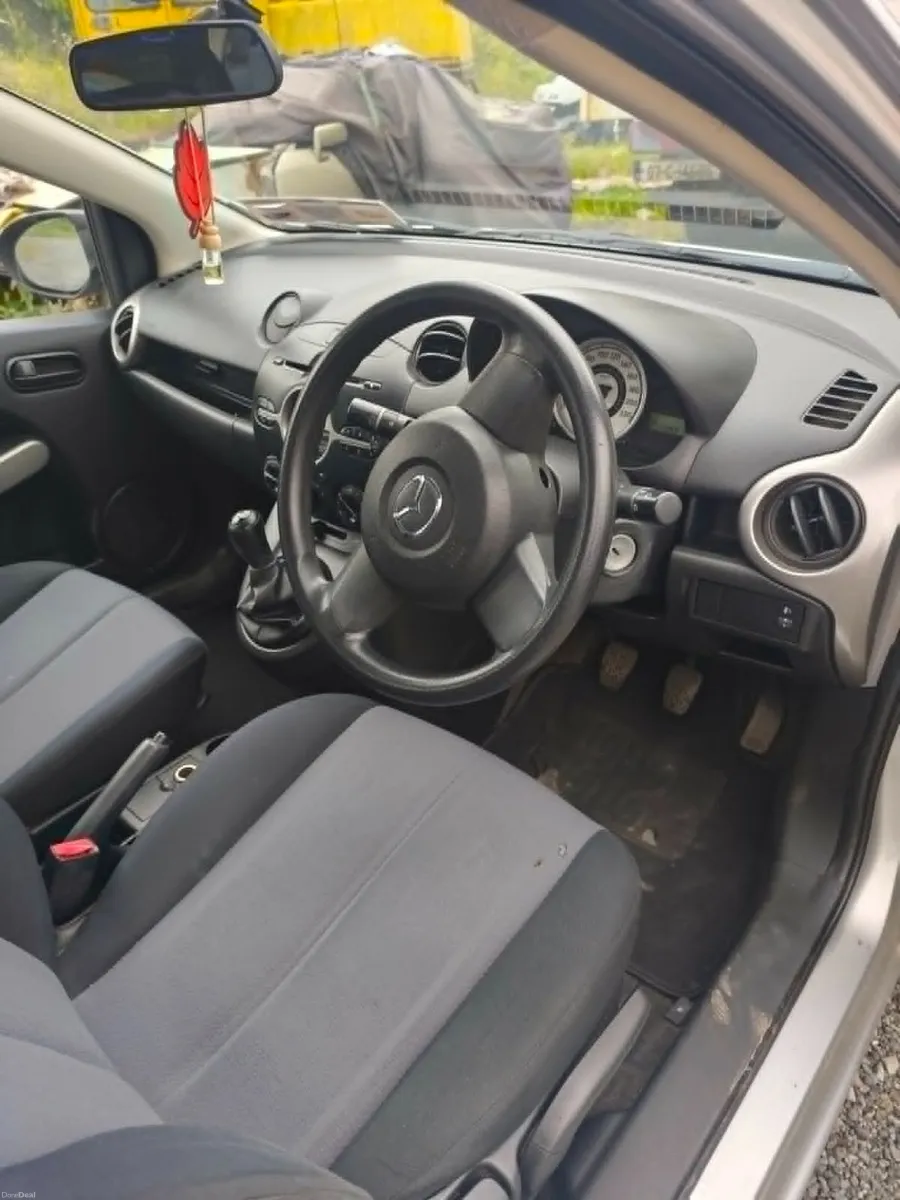 Mazda Mazda2 2009 - Image 4