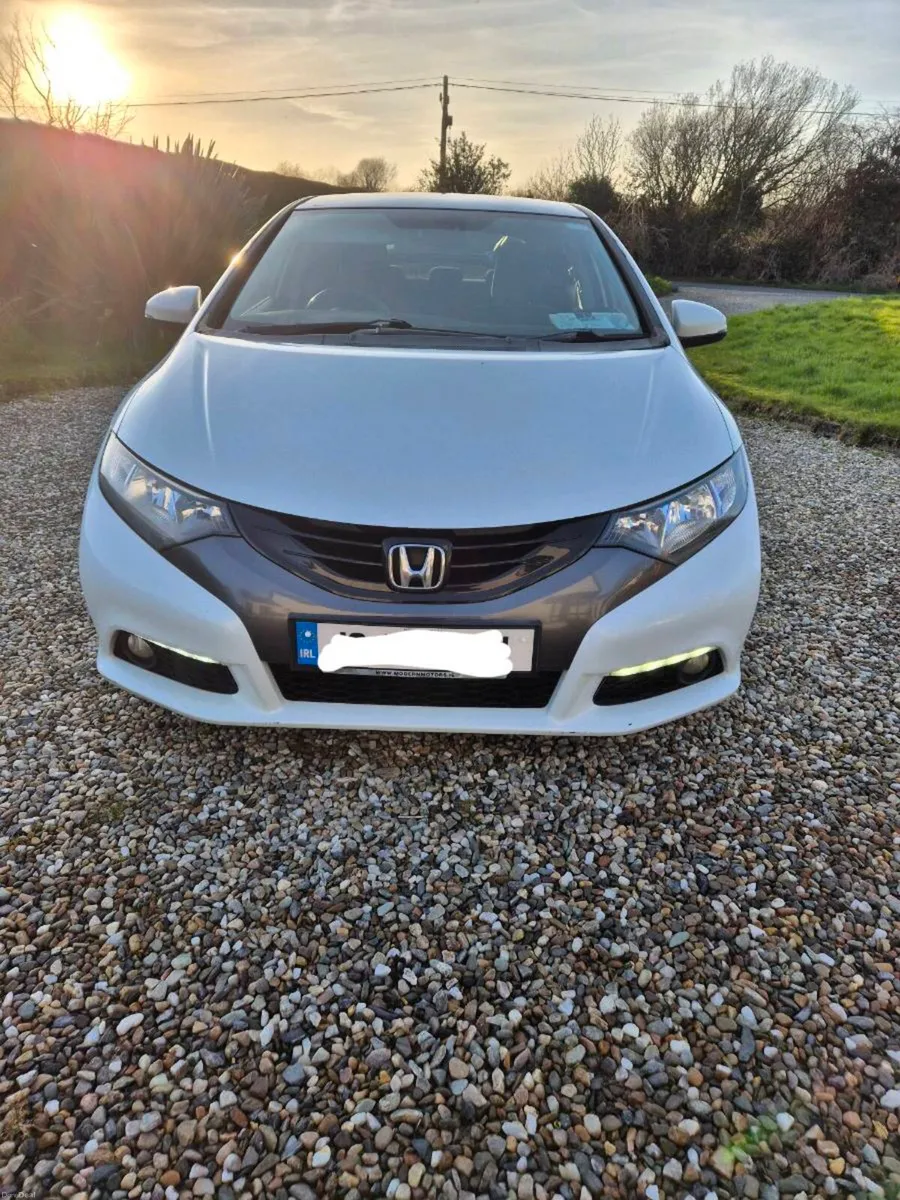 Car - Image 5