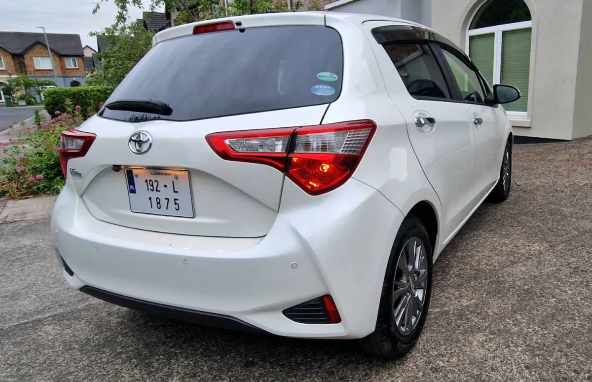 Toyota Yaris/Vitz F Safety Edition 3 High Spec 67k - Image 4