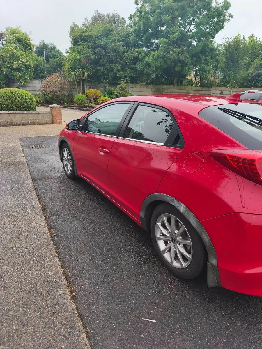Honda Civic 2012 - Image 3