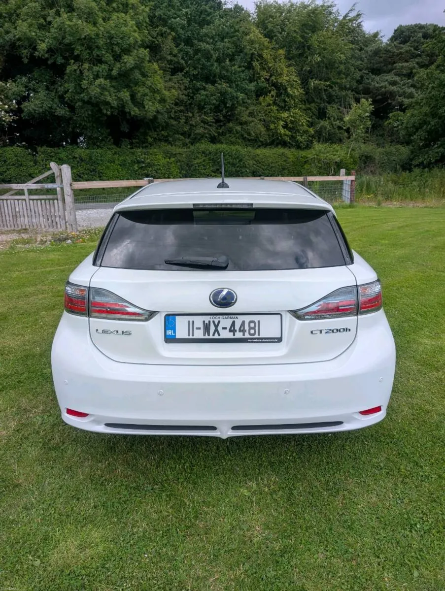 Lexus CT 200 - Immaculate - Full Service History - Image 4