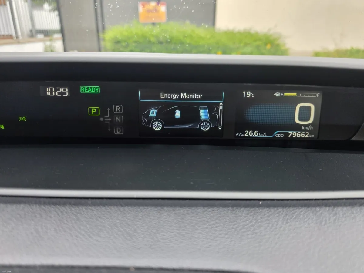 Toyota Prius 2021 - Image 4
