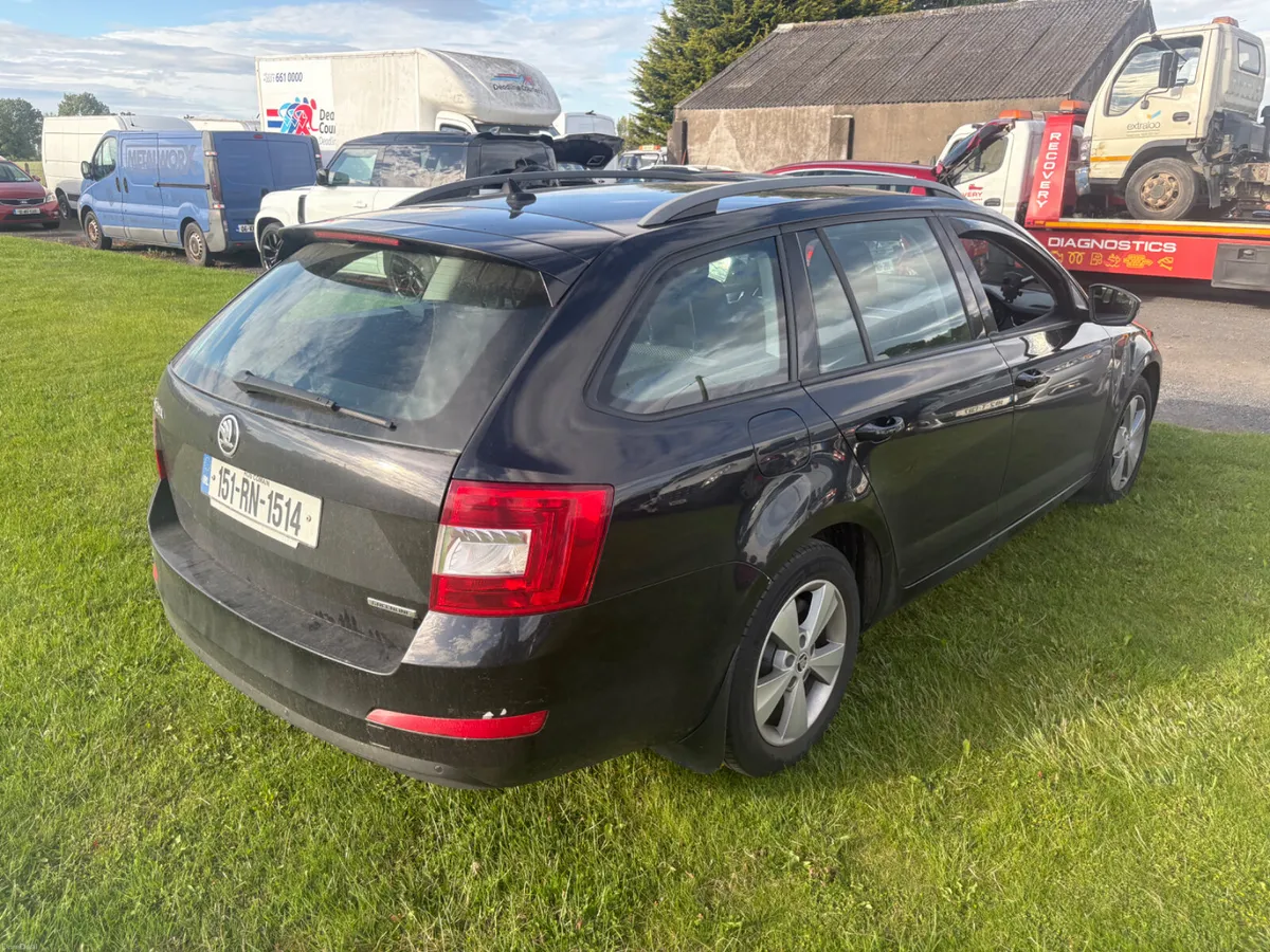Skoda Octavia 2015 - Image 3