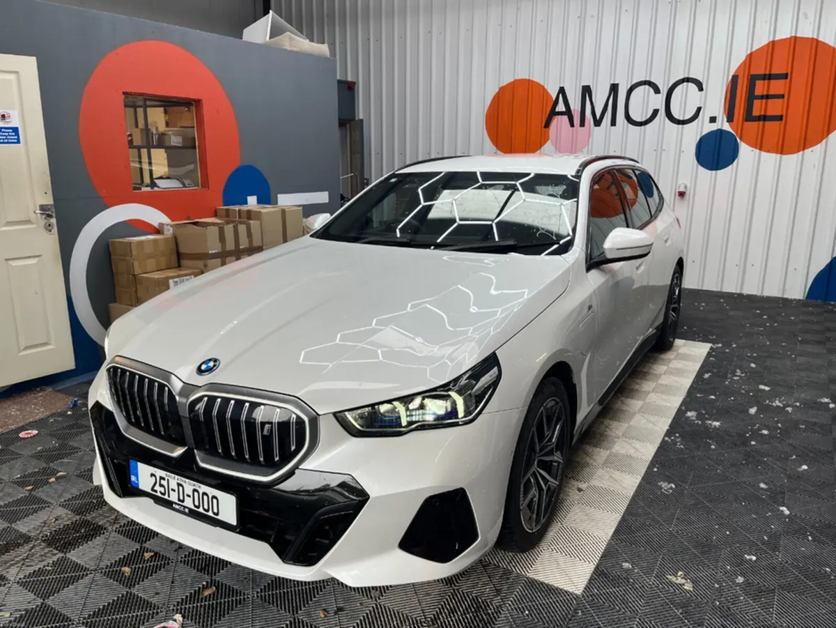 BMW i5 2025 BMW I5 EDRIVE40 TOURING AUTOMATIC / CR - Image 5