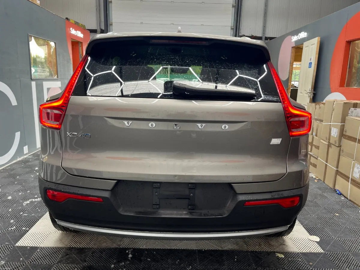 Volvo XC40 2021 VOLVO XC40 T5 1.5 AUTOMATIC / CRUI - Image 3