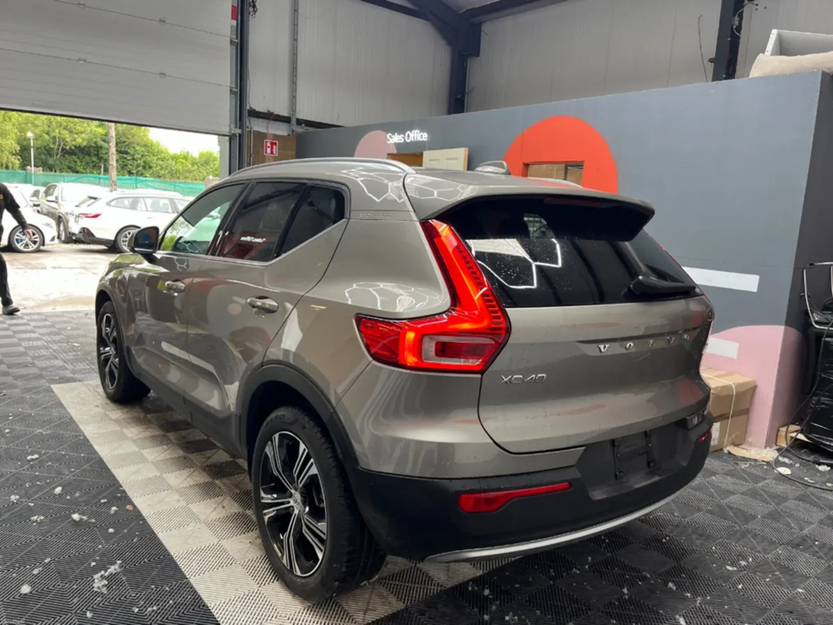 Volvo XC40 2021 VOLVO XC40 T5 1.5 AUTOMATIC / CRUI - Image 4