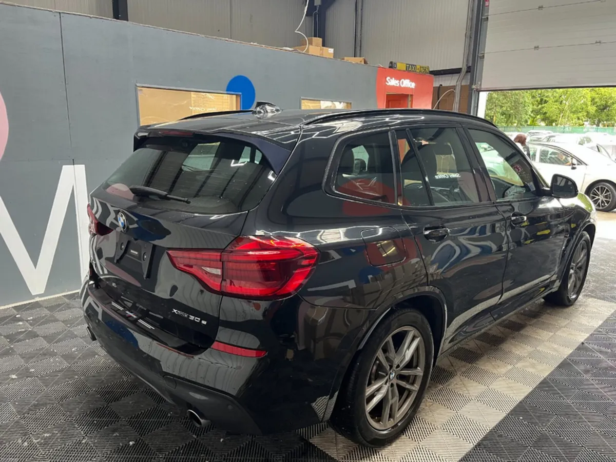 BMW X3 2021 BMW X3 XDRIVE 30E M-SPORT 2.0 AUTOMATI - Image 2