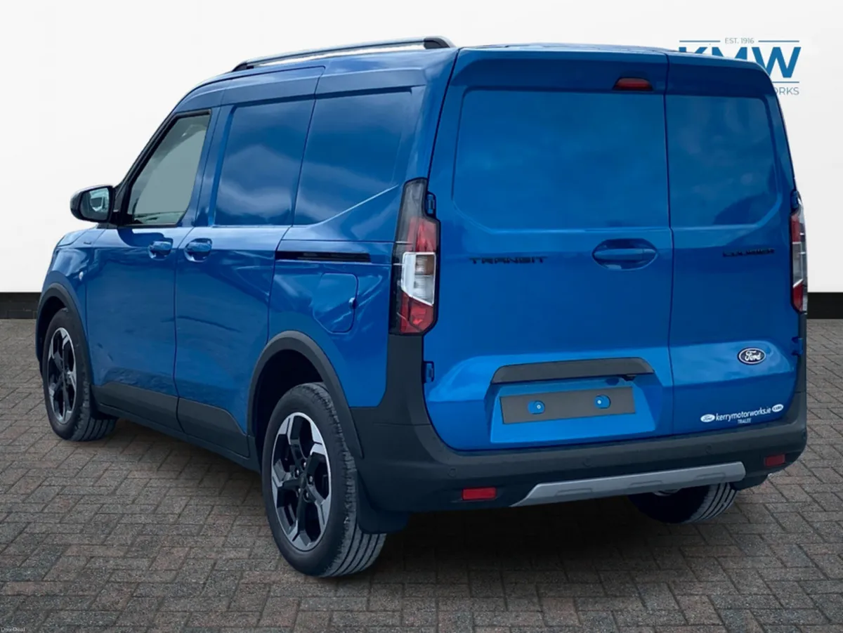 Ford Transit Courier ACTIVE 1.5L MANUAL FWD - Image 3
