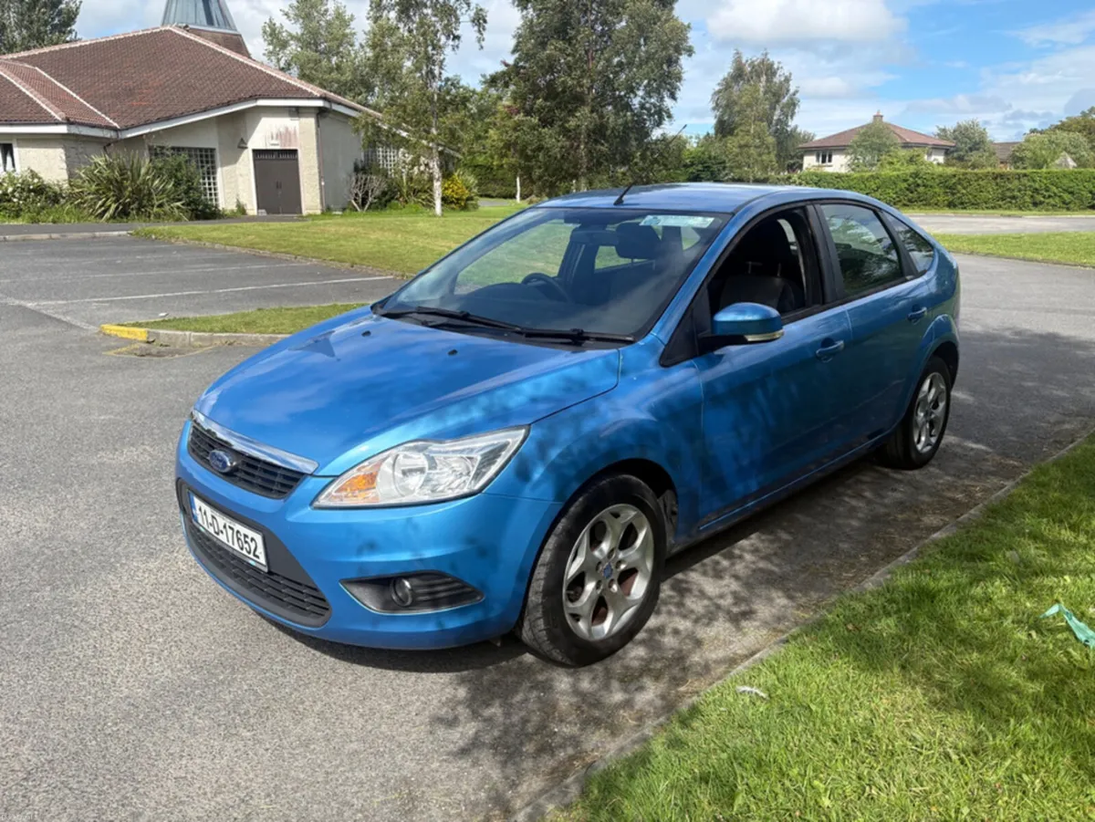 Ford Focus STYLE 1.6 TDCI 90PS 5DR - Image 2
