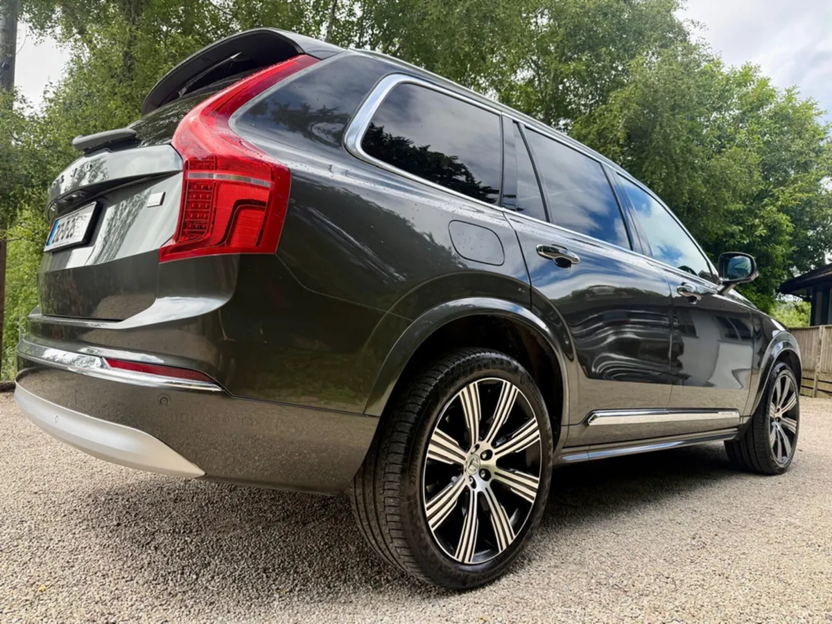 Volvo XC90 INSCRIPTION PRO T8 AWD *Panoramic Sunro - Image 5