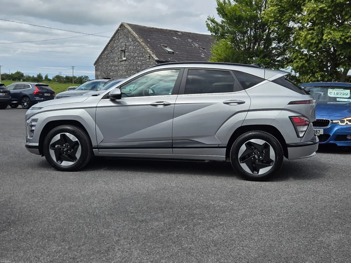 Hyundai KONA ADVANCE EV - Image 6