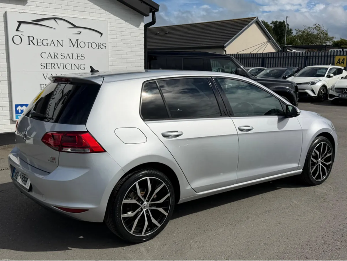 Volkswagen Golf 1.4 TSI 140 BHP HIGHLINE AUTO - Image 3