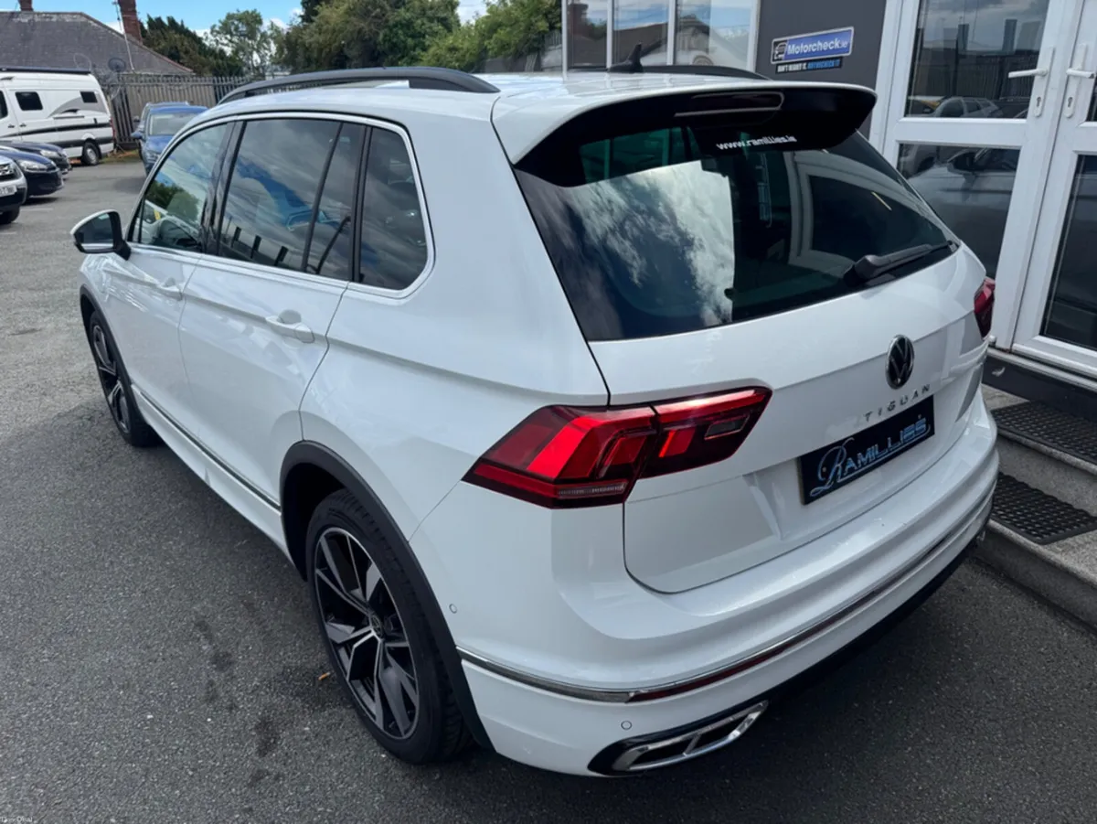 Volkswagen Tiguan R-LINE TSI GTE DSG Auto, 12 Mont - Image 5