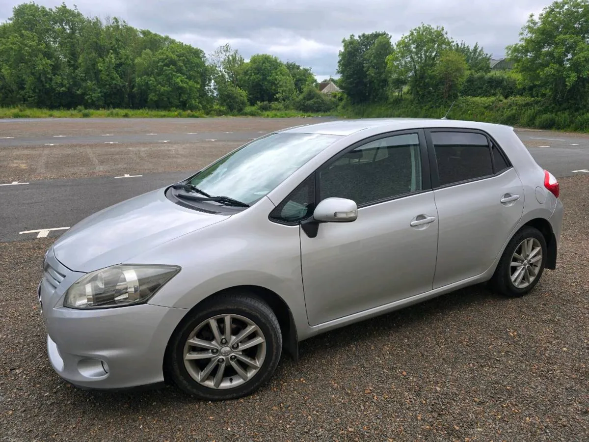 2011 TOYOTA AURIS 1.4 D4D DIESEL - Image 2