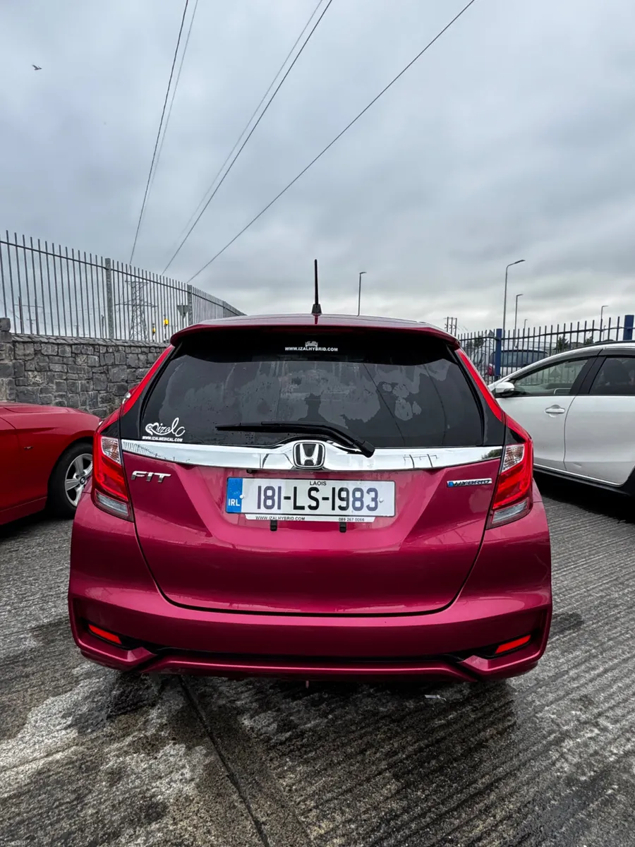 **Honda Fit 2018 Hybrid – High Specification Model - Image 5