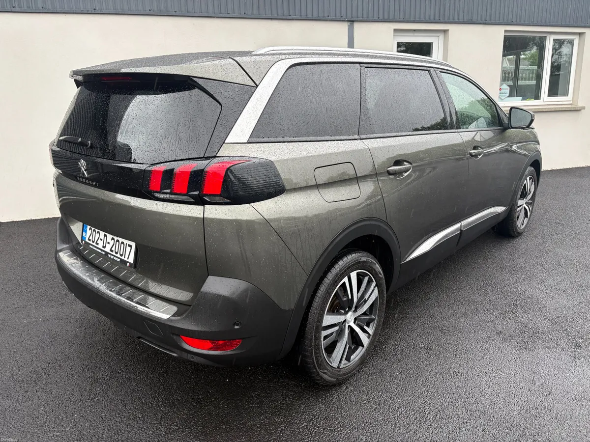 202 Peugeot 5008 Allure 1.2 Puretech - 7 Seater - Image 4