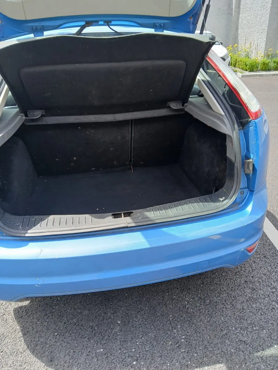 Ford Focus 2009 - Image 3