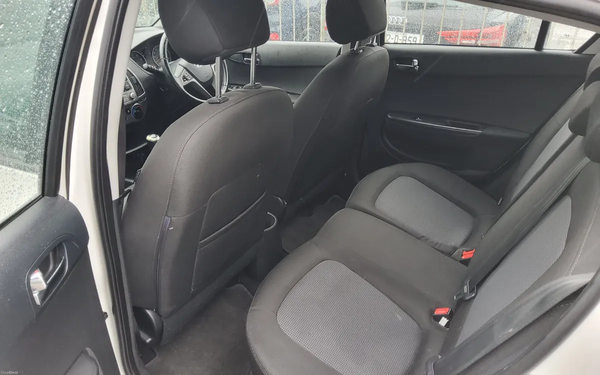 Hyundai i20 2013 - Image 4