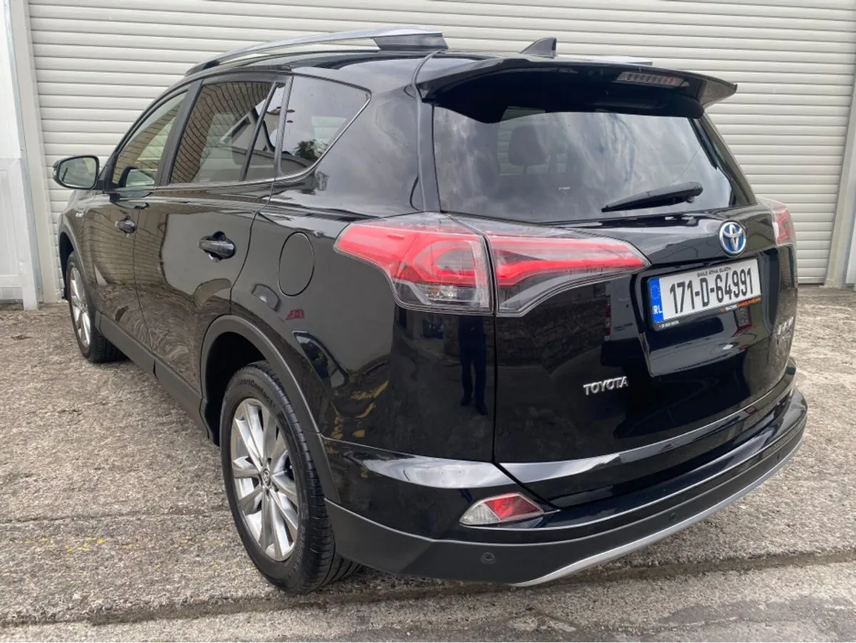 Toyota RAV4 Vvt-i 2.5  Hybrid 4WD Excel @Waltons G - Image 2