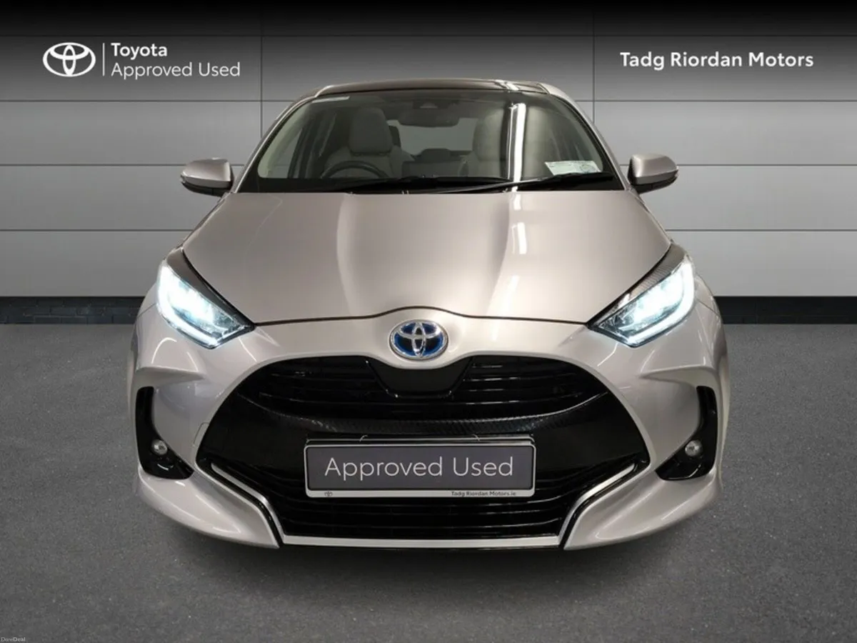 Toyota Yaris 1.5 HYBRID PLATINUM - Image 5
