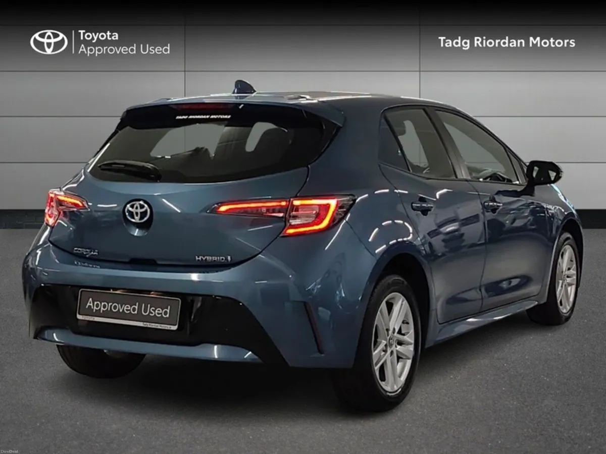 Toyota Corolla HYBRID LUNA H/B - Image 2