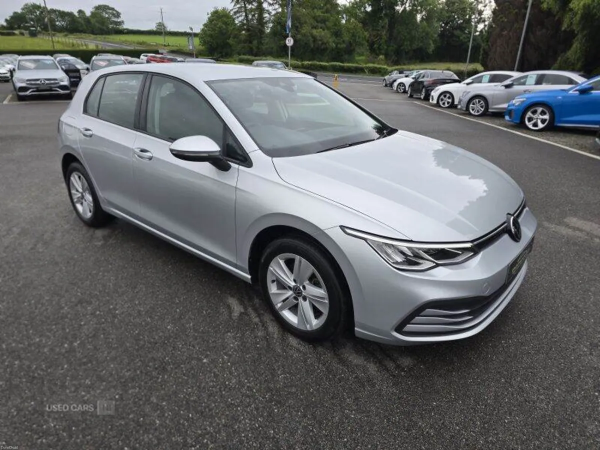 Volkswagen Golf Life - Image 6