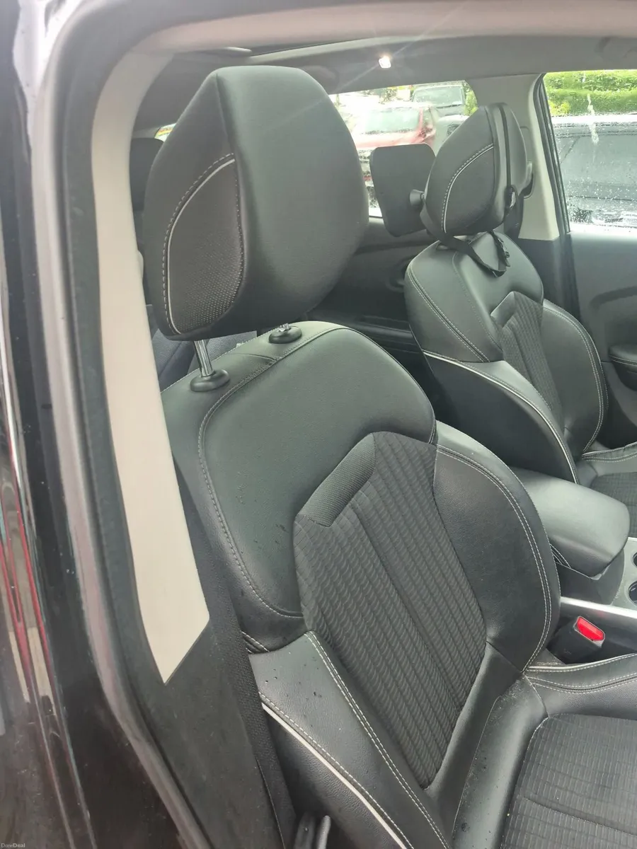 Renault Kadjar 2017 1.5dci Top Signature Spec - Image 3