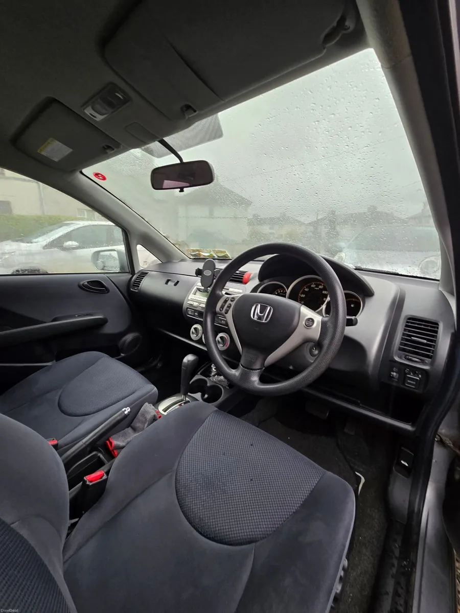 Honda Jazz 2008 - Image 2