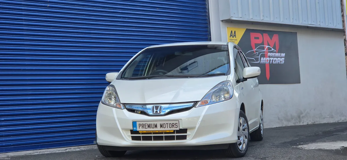 Honda Fit Hybrid Automatic - Image 1