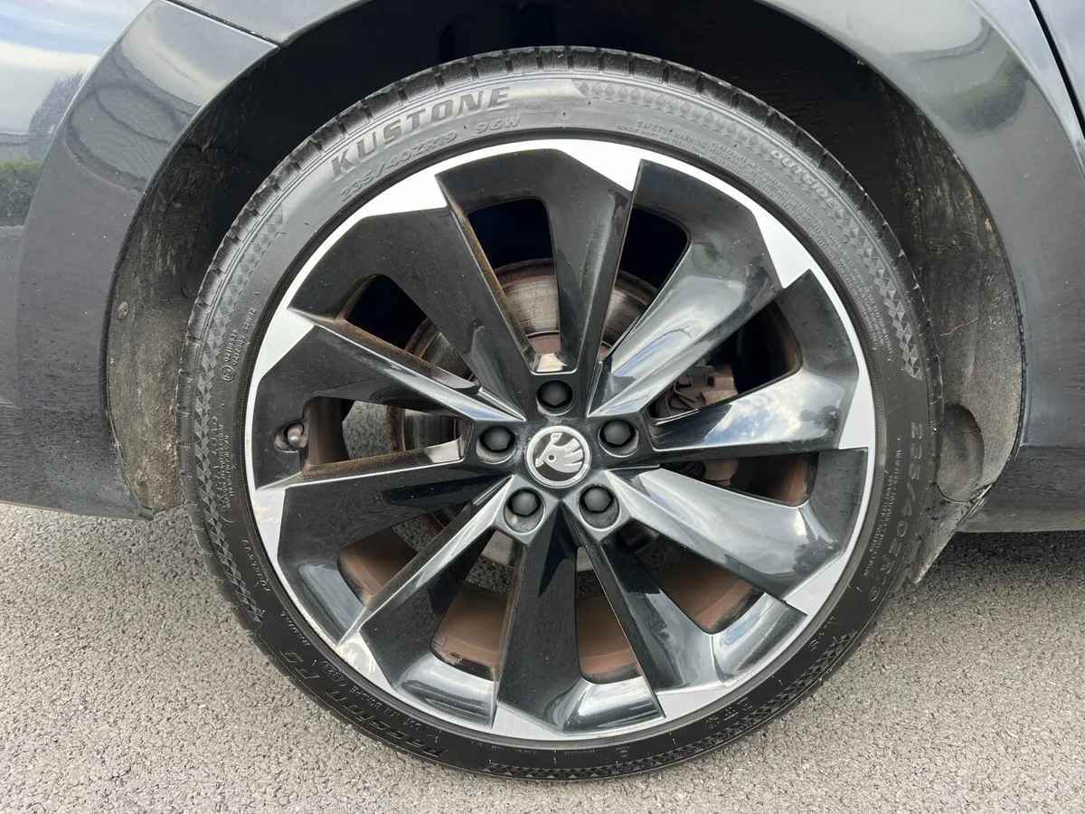 2020 (202) Skoda Superb Sportline + 2.0 TDI Estate - Image 5