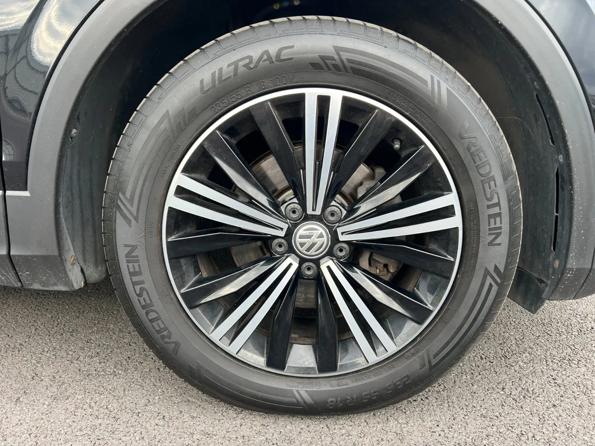 2017 (172) Volkswagen Tiguan SE 2.0 TDI BMT - Image 5