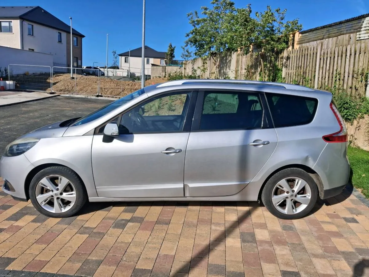 Renault Grand Scenic 2014 - Image 4