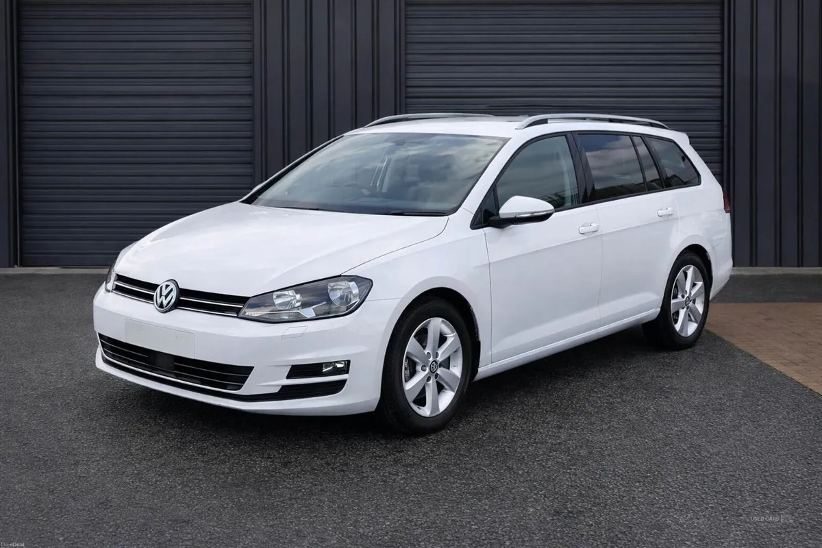 Volkswagen Golf 1.2 TSI BlueMotion Auto 5DR - Image 4