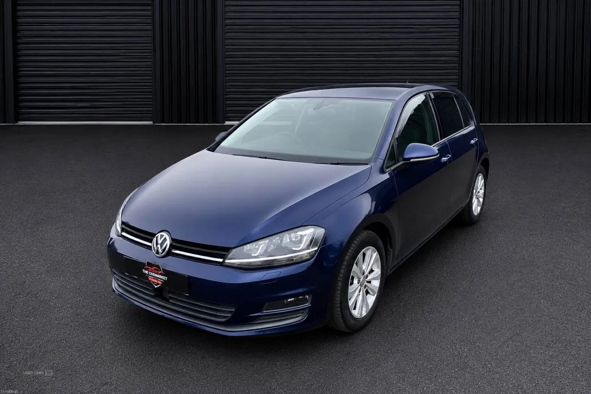 Volkswagen Golf 1.2 TSI Bluemotion Auto 5DR - Image 3