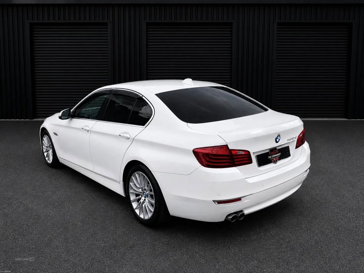 BMW 5-Series 2.0 523D Luxury EfficientDynamics Aut - Image 5