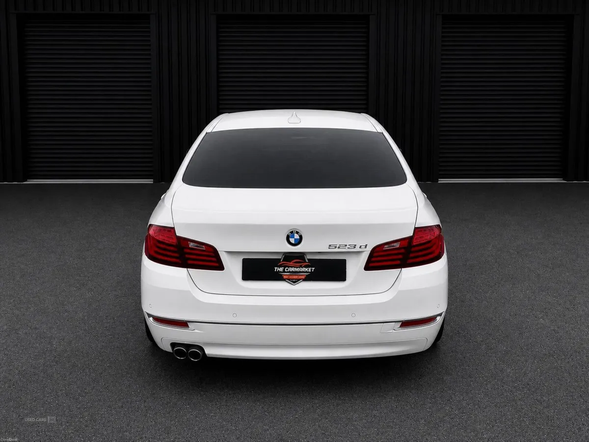 BMW 5-Series 2.0 523D Luxury EfficientDynamics Aut - Image 6