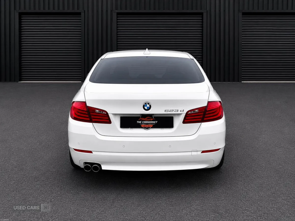 BMW 5-Series 2.0 523D Luxury Efficient Dynamics Au - Image 6