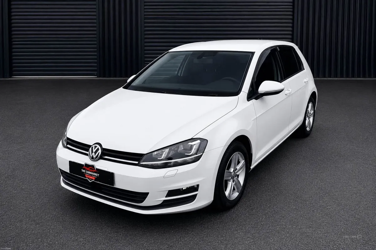 Volkswagen Golf 1.2 TSI Bluemotion Auto 5DR - Image 3