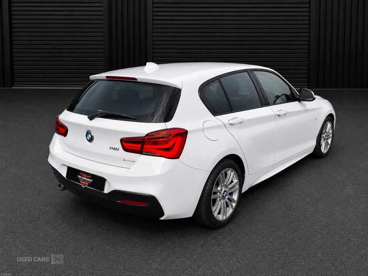 BMW 1-Series 1.5 118i M Sport Auto Euro 6 (s/s) 5d - Image 5