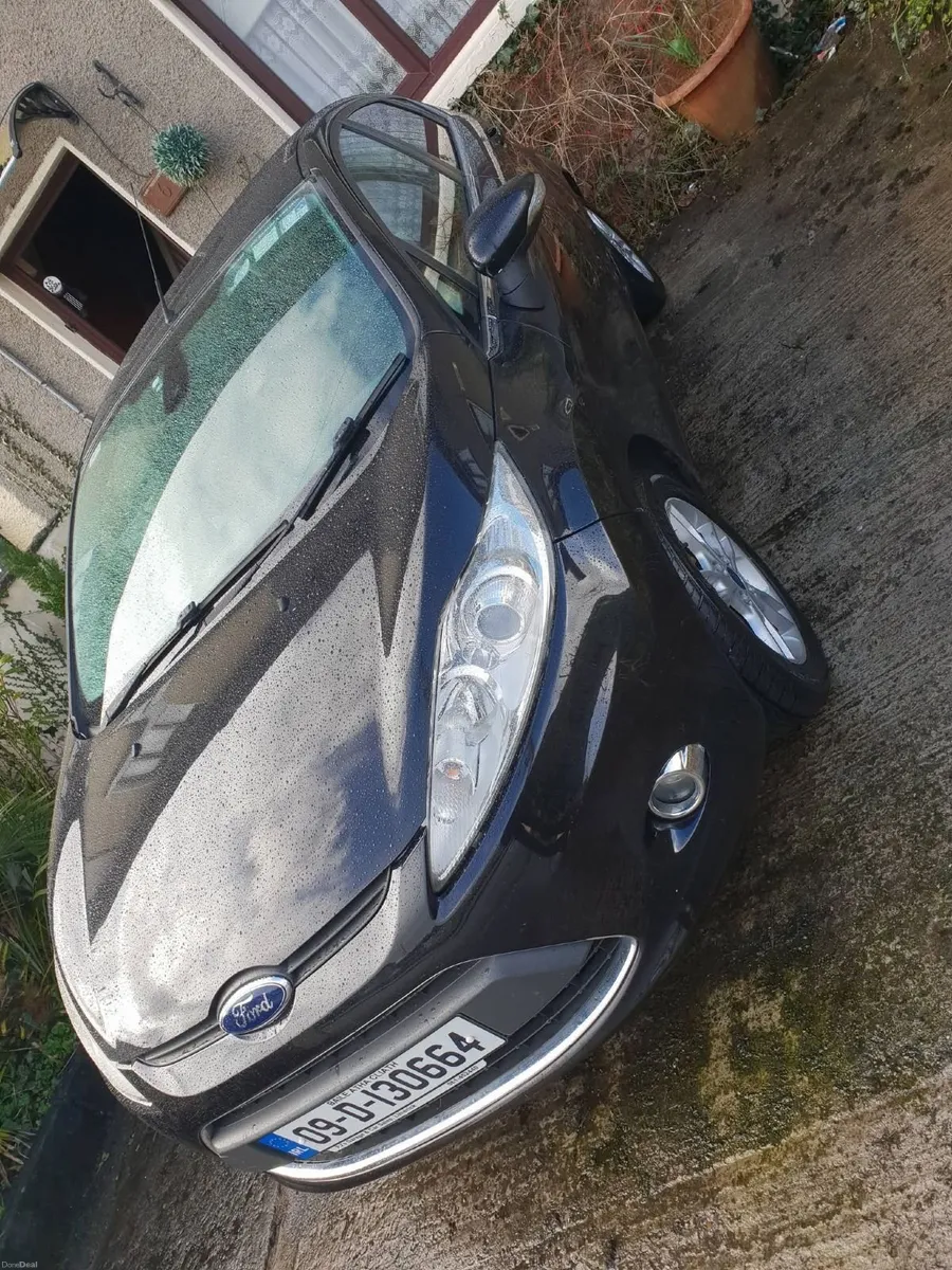 2009 Ford Fiesta Titanium 1.6 Diesel TDCi 90BHP - Image 2