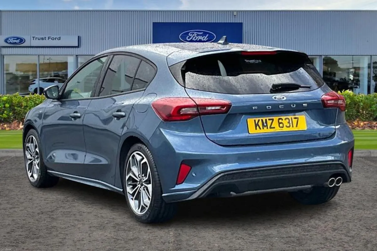 Ford Focus ST-Line X - Image 2