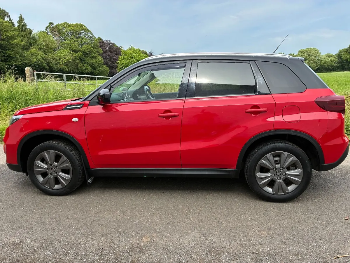 Suzuki Vitara 2022 Mild Hybrid - 26,000Km from New - Image 5
