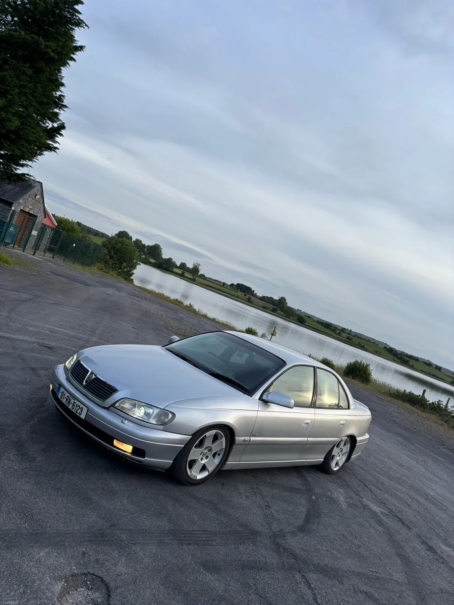 Vauxhall Omega MV6 - Image 2