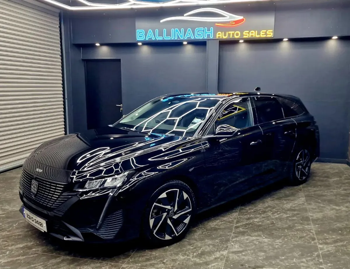 PEUGEOT 308 ALLURE DIESEL ESTATE AUTOMATIC - Image 3
