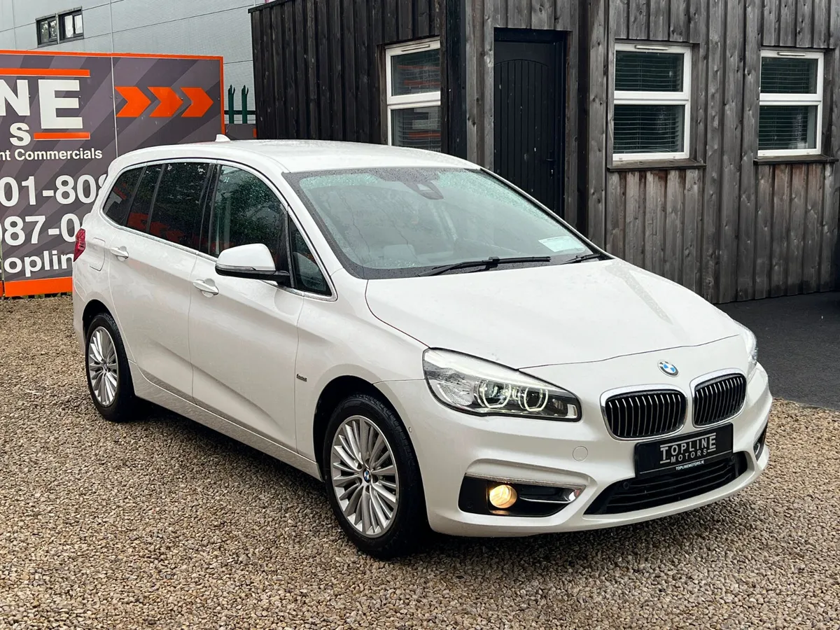 //2 SERIES LUXERY//FULL LEATHER//7 SEATER// - Image 4