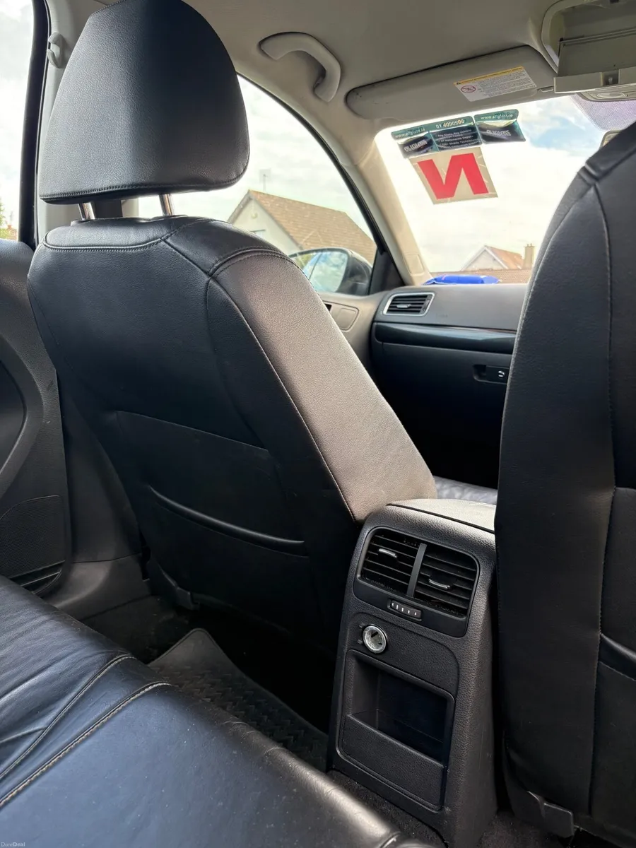 Volkswagen Jetta 2012 - Image 1