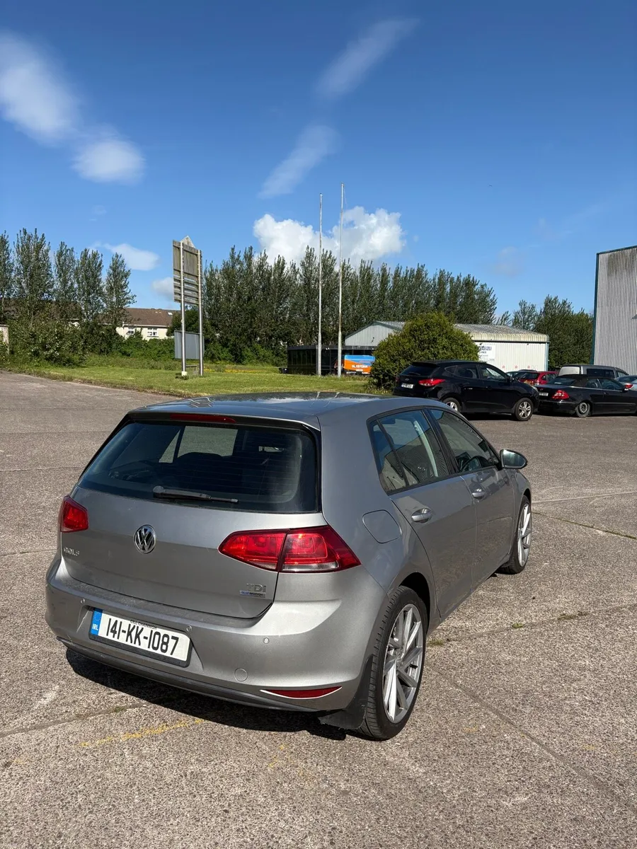 2014 Volkswagen Golf - Image 3